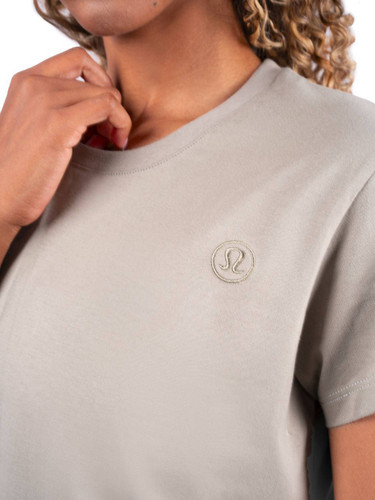 تی شرت زنانه بیسیک lululemon